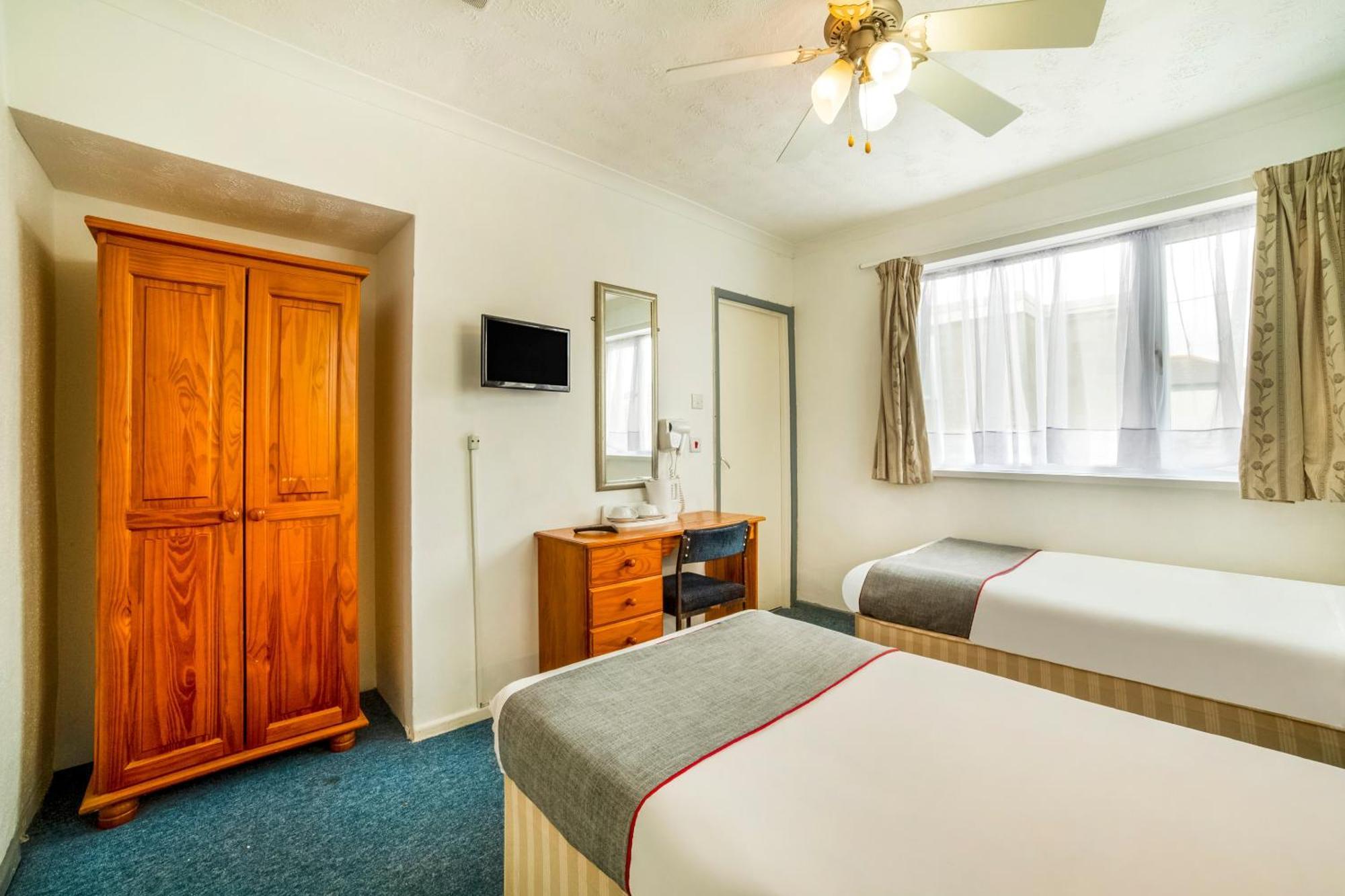 Hotel Marina Sandown Esterno foto